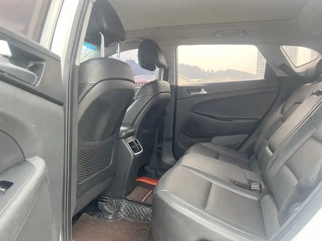 Tucson 1.6 T DCT 2 WD Intelligent