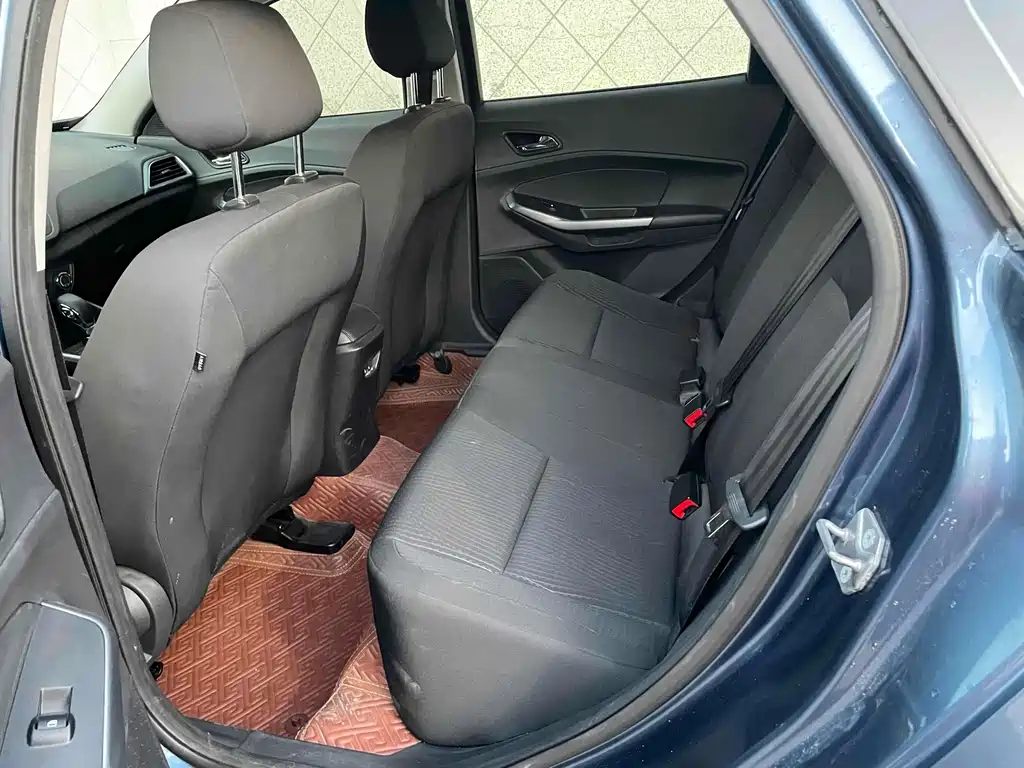 Escort Facelift 1.5 L Auto Quality Enjoyment( ) CN-VI