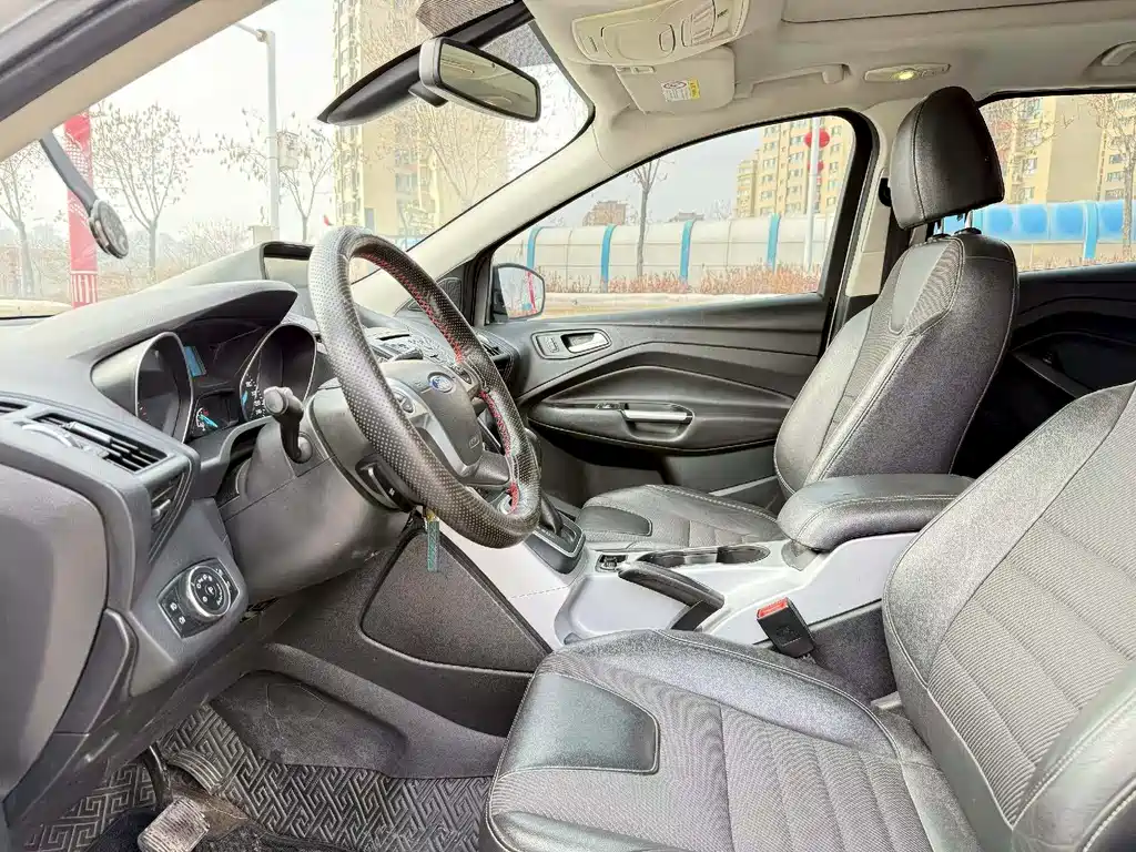Kuga 1.5 L GTDi 2 WD Style