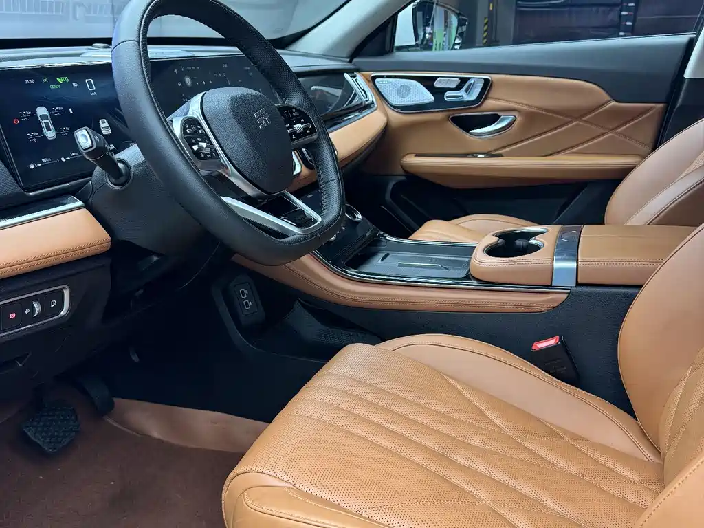Jetour Shanhai L7 1.5 T 120 km ULTRA 5-seat