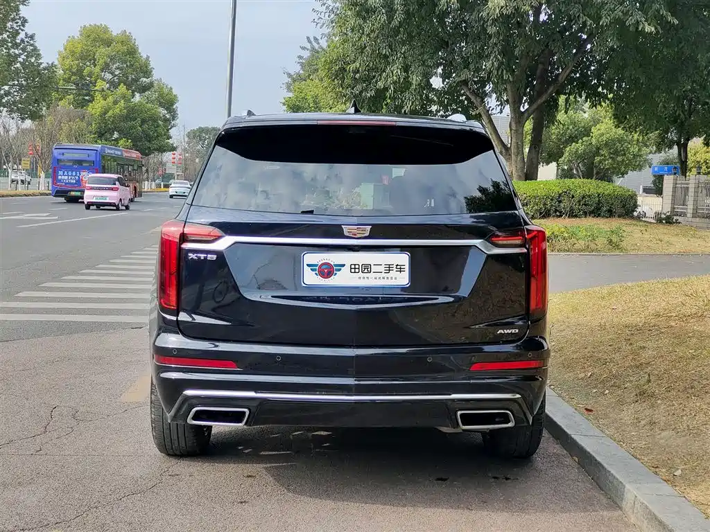 Cadillac XT6 2.0 T 6-seat 4 WD Luxury