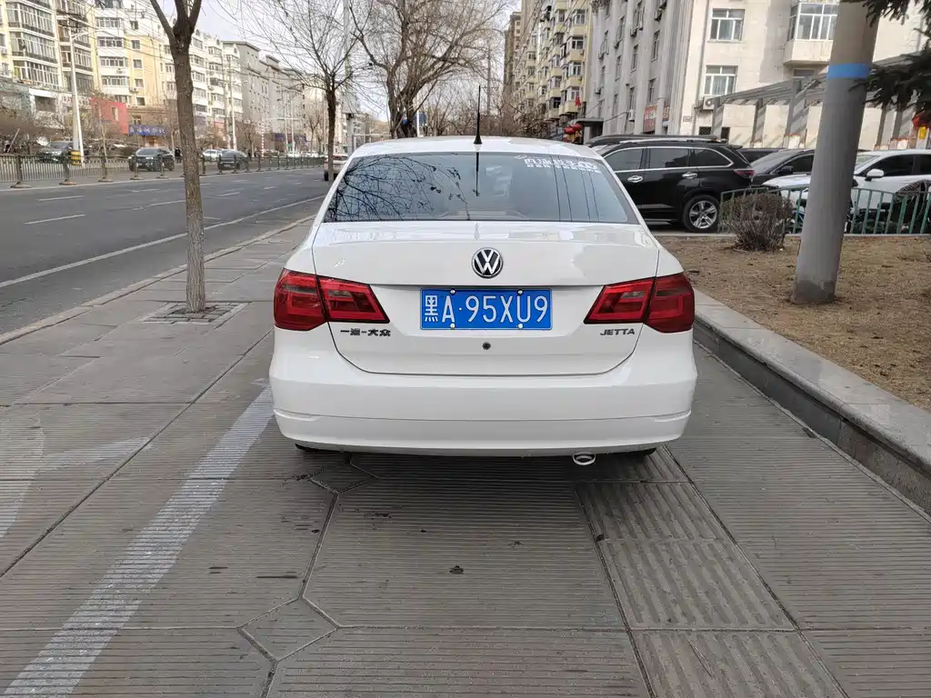 Jetta 1.6 L Manual Comfort