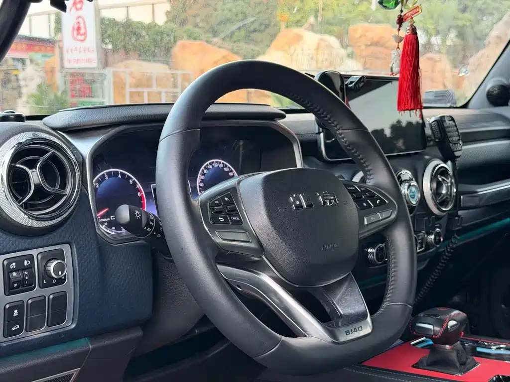 BAIC BJ40 2.0 T City Hunter Glory