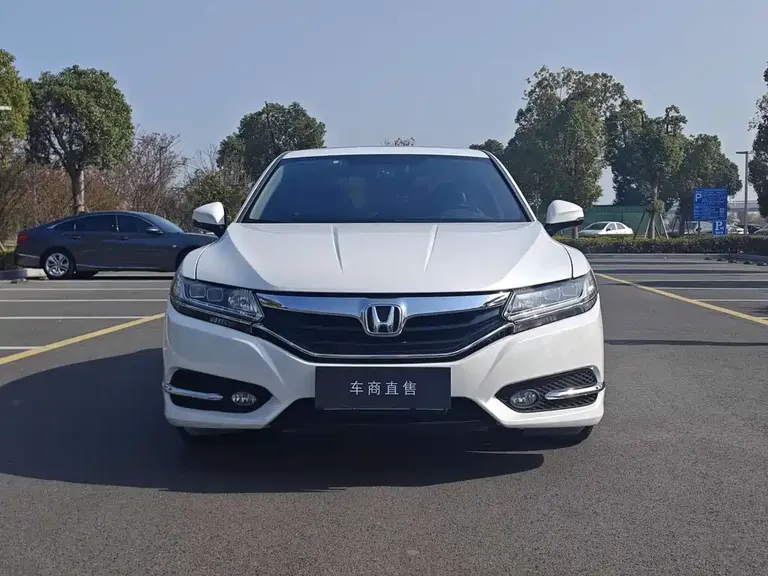 Honda Spirior 2.0 L Classic