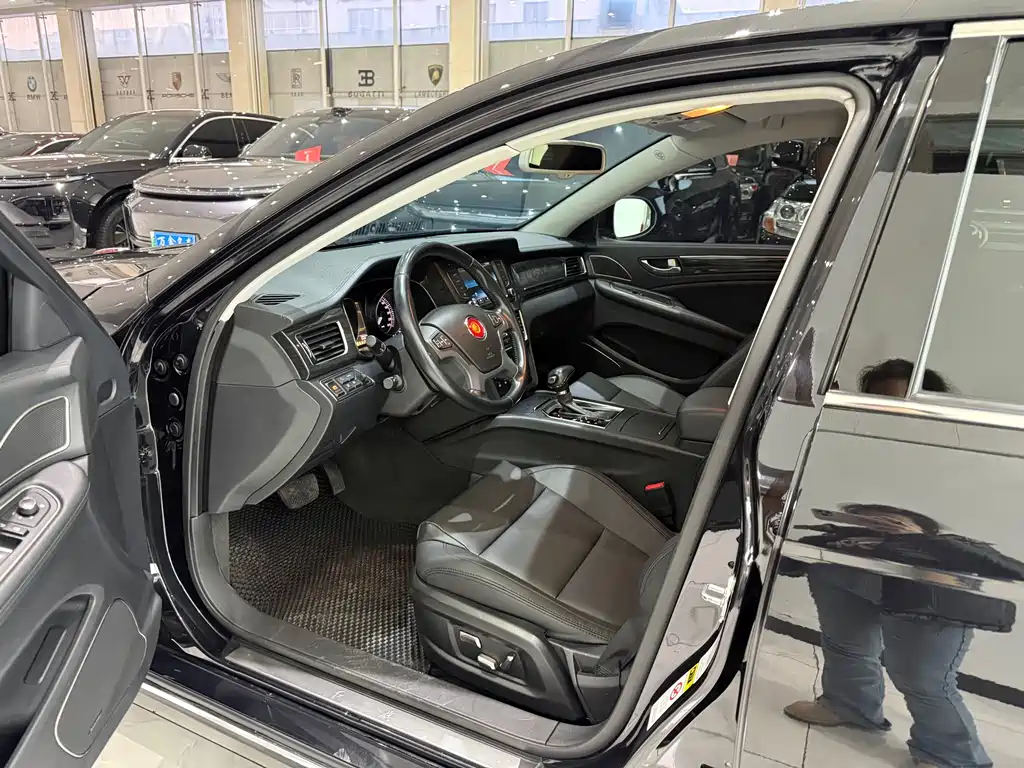 Hongqi H7 1.8 T Tech