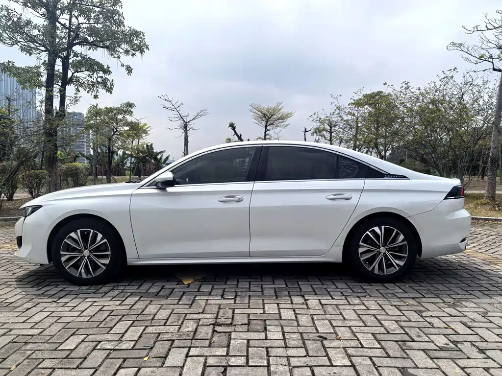 Peugeot 508 508 L 400 THP PureTech Drive Control CN-VI