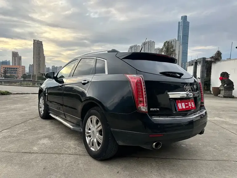Cadillac SRX 3.0 L Luxury