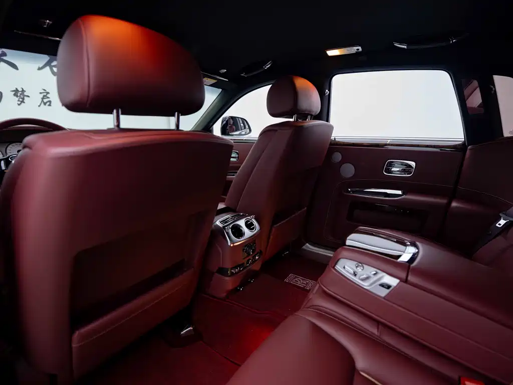 Ghost 6.6 T Standard Wheelbase