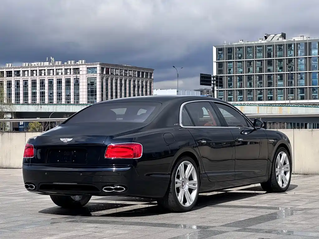 Flying Spur 4.0 T V8 Standard