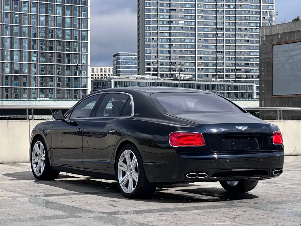 Flying Spur 4.0 T V8 Standard