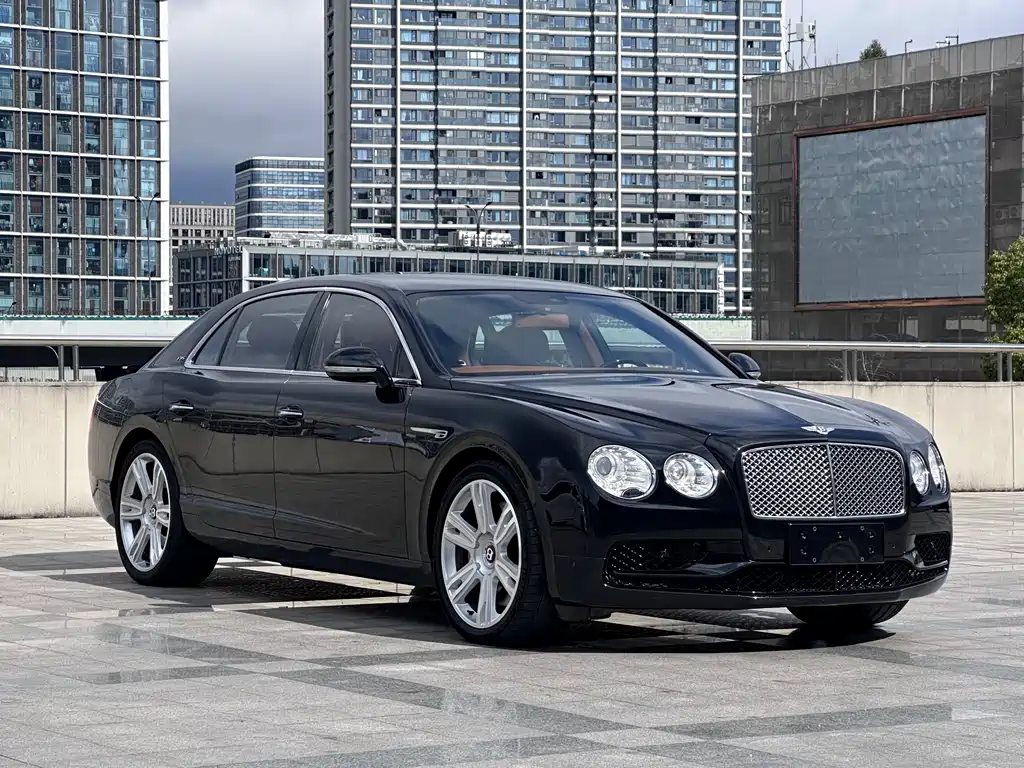 Flying Spur 4.0 T V8 Standard