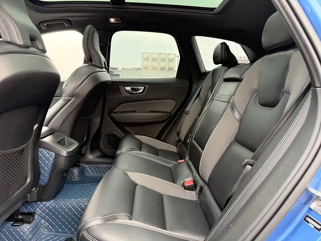 Volvo XC60 T5 4 WD Smart Vision Sport