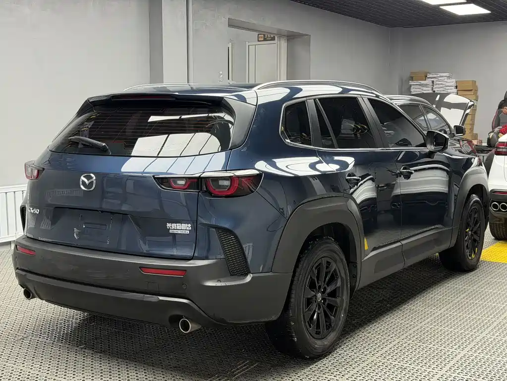 Mazda CX-50 2.0 L