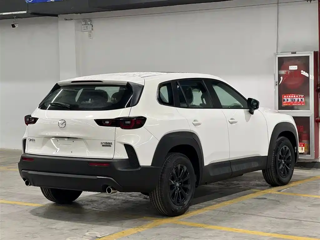 Mazda CX-50 2.0 L