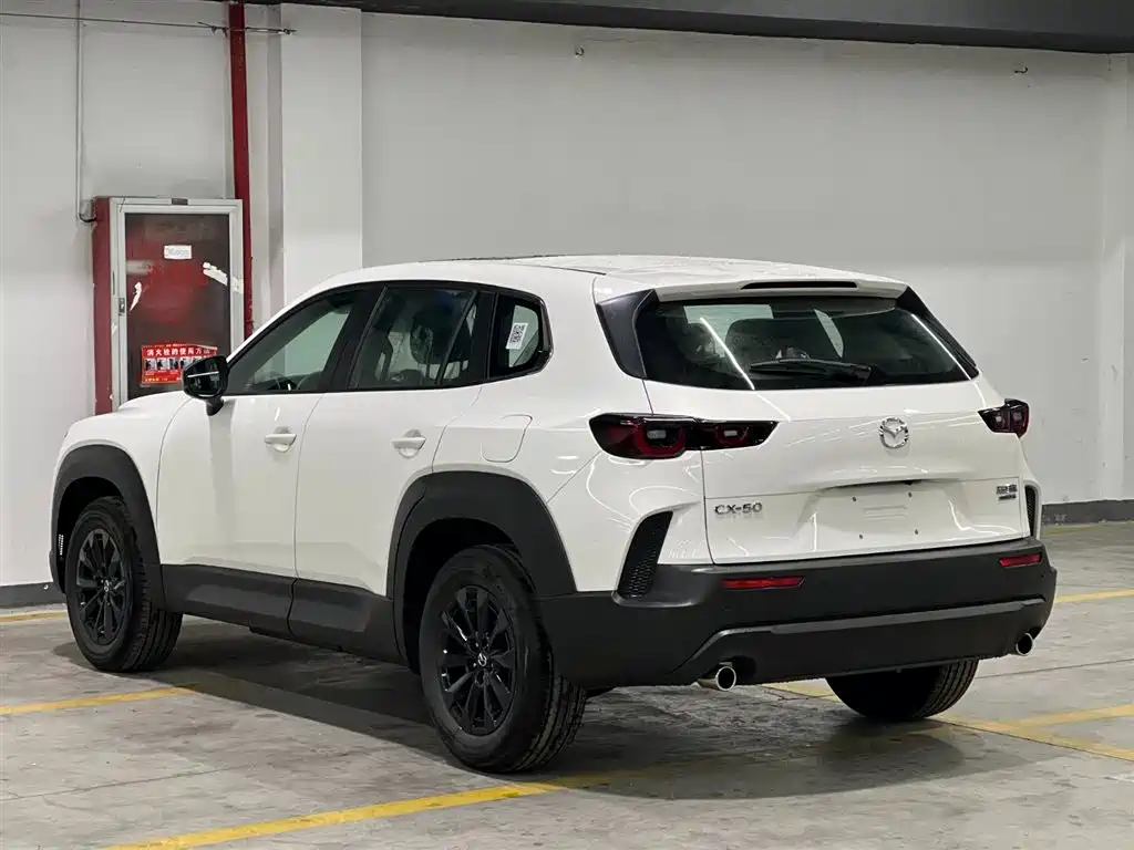 Mazda CX-50 2.0 L