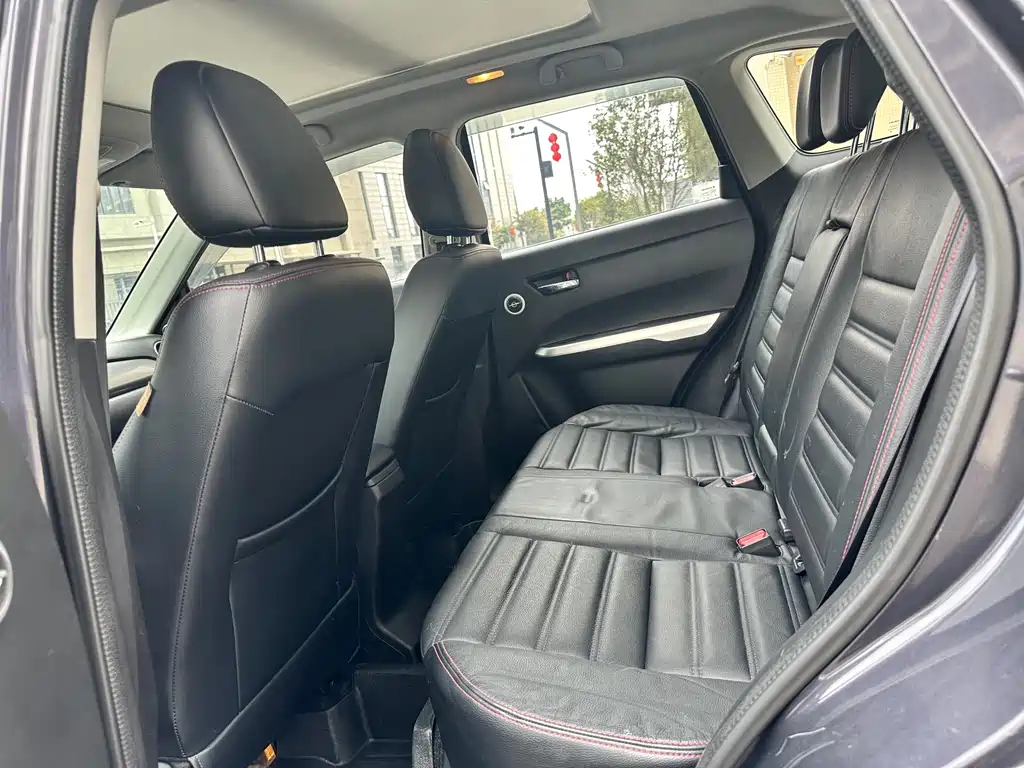 Vitara 1.4 T Auto 2 WD Luxury