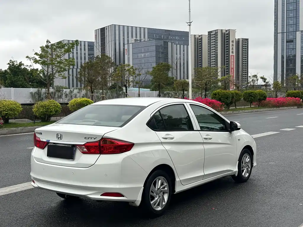 City 1.5 L CVT Comfort