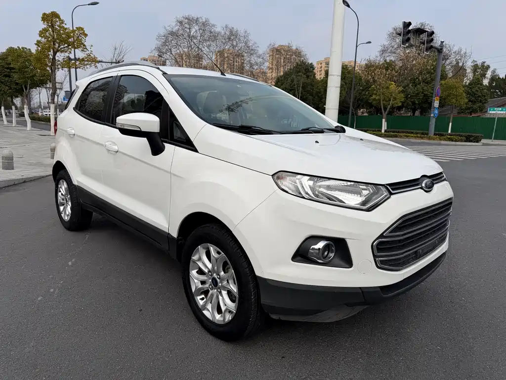 EcoSport 1.5 L Auto Distinguished