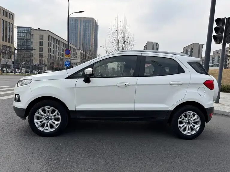 Ford EcoSport 1.5 L Auto Distinguished