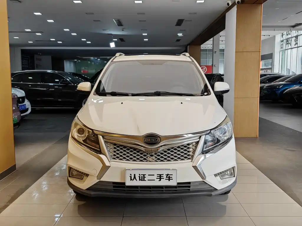 Bisu M3 1.5 L Luxury