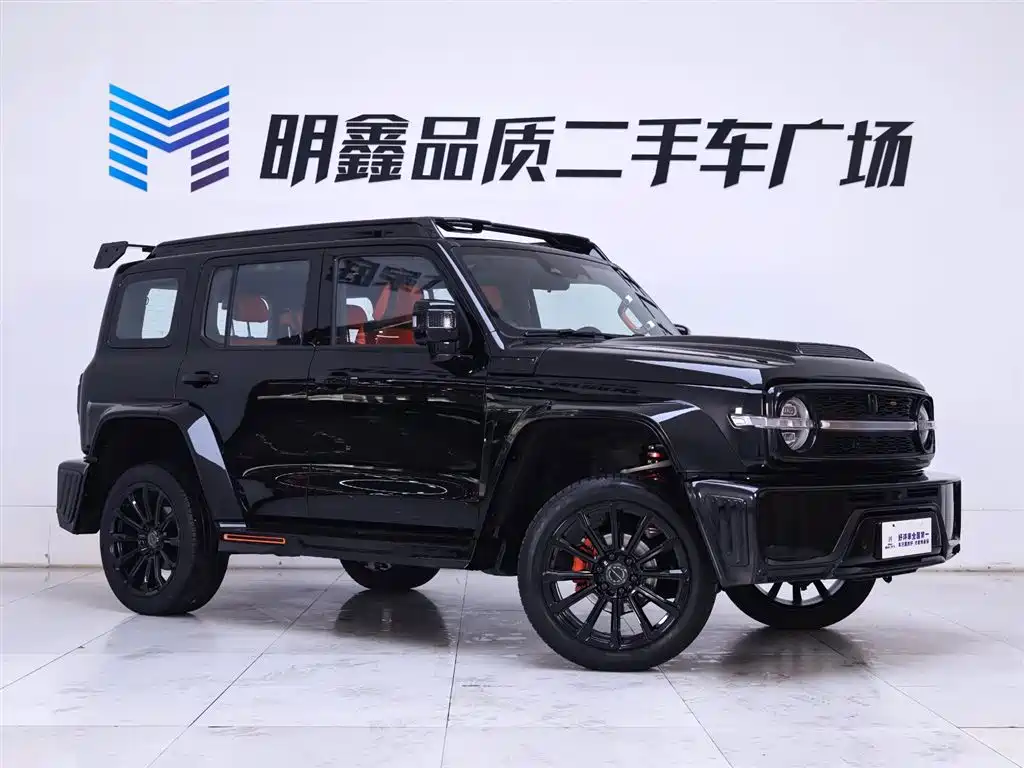 Tank 300 Co-Creation 2.0 T Cyber Knight
