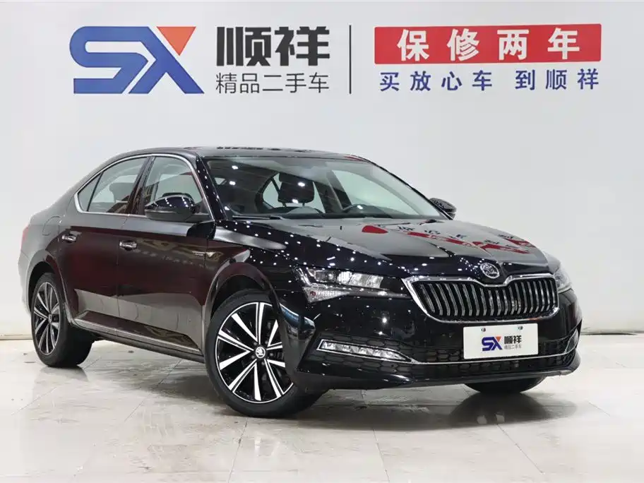 Superb TSI280 DSG Premium
