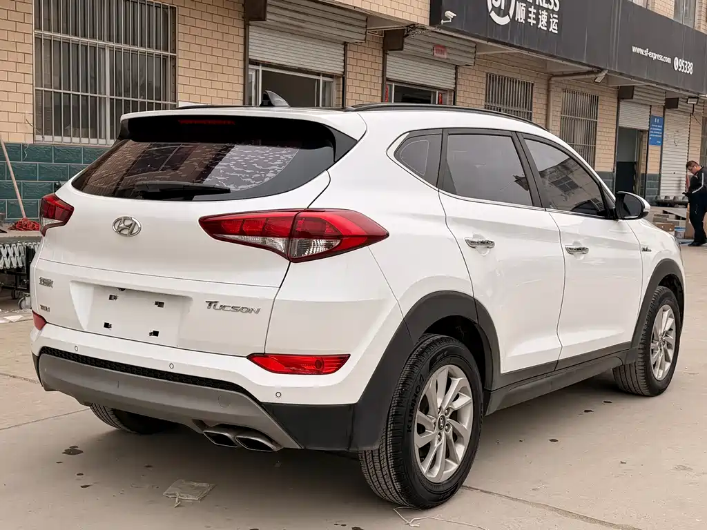 Tucson 1.6 T DCT 2 WD 15 Anniversary Special Edition
