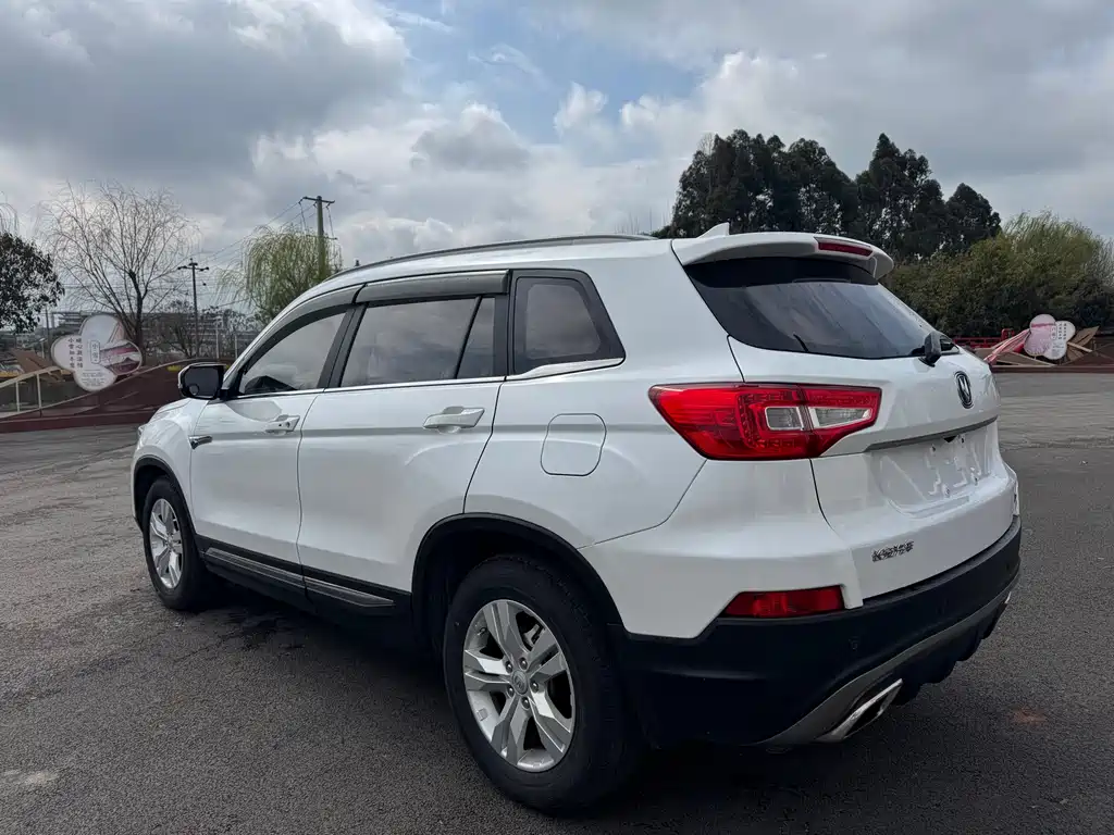 Changan CS75 1.8 T Auto Elite CN-V