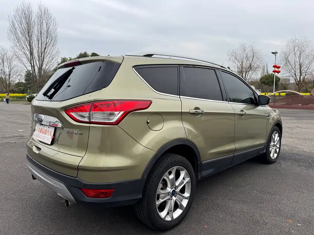 Kuga 2.0 L GTDi 4 WD Sport