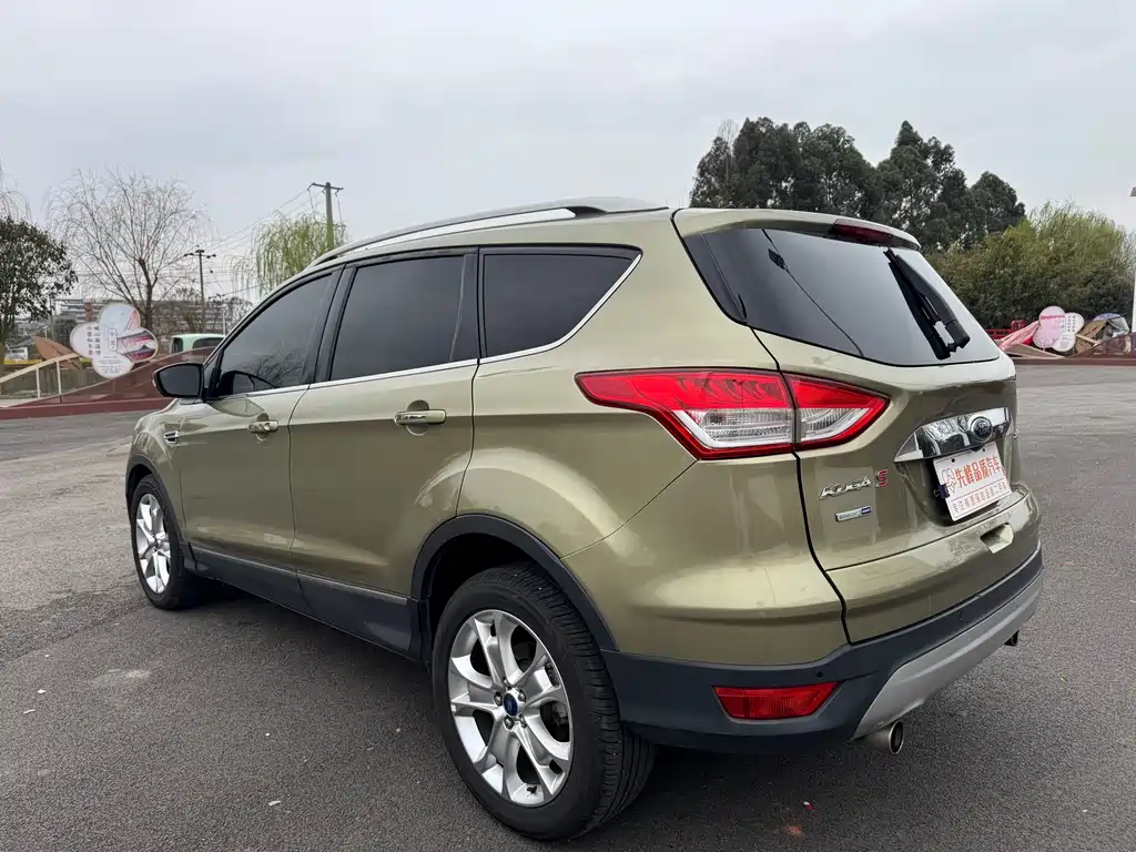 Kuga 2.0 L GTDi 4 WD Sport