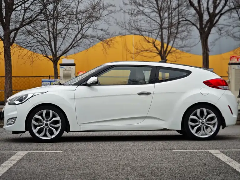 Hyundai Veloster Veloster飞思 2012款 1.6 L 自动豪华版