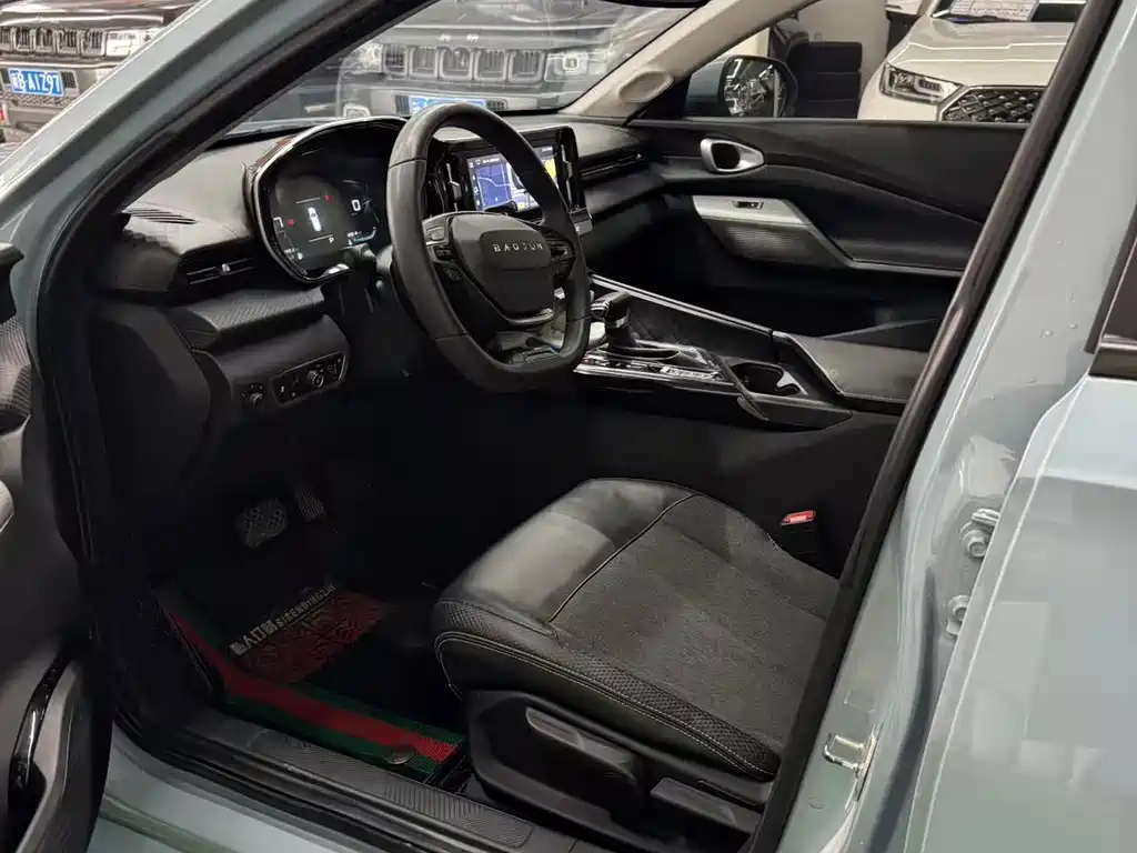 Baojun Valli 1.5 T Yili Ranch CVT Luxury