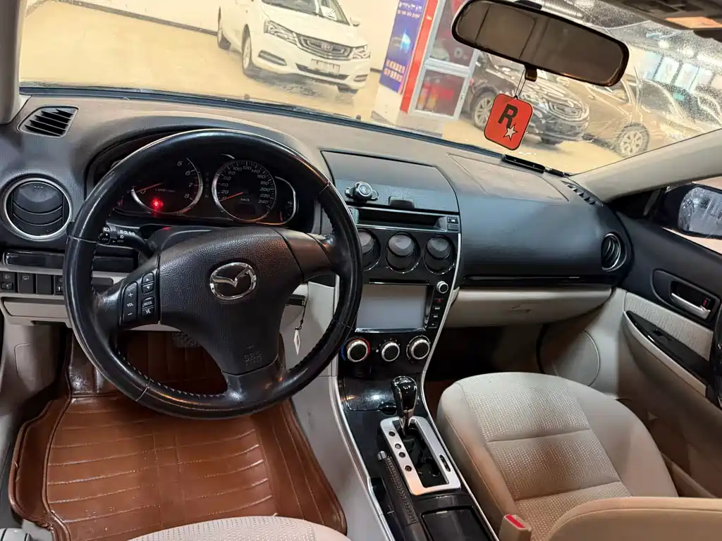 Mazda 6 2.0 L Auto Fashion