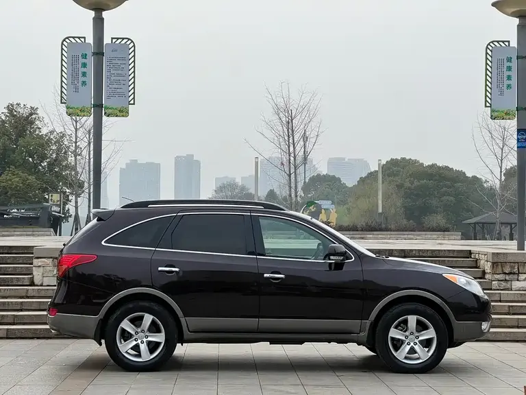 Hyundai Veracruz 维拉克斯 2012款 3.8 L 豪华版