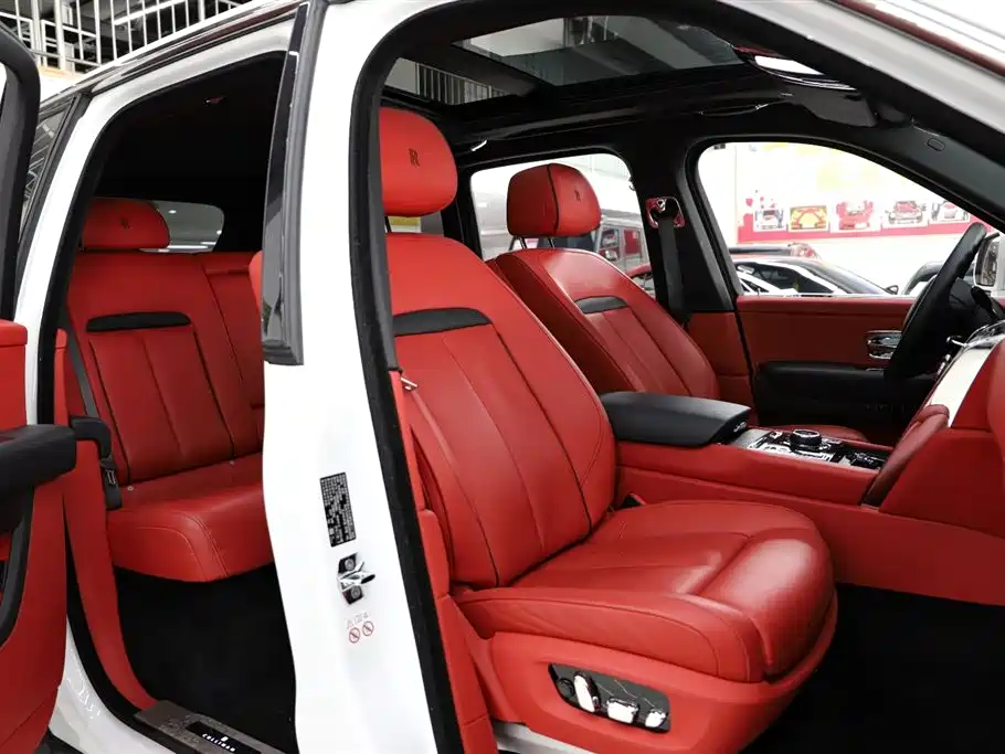 Cullinan 5-seat