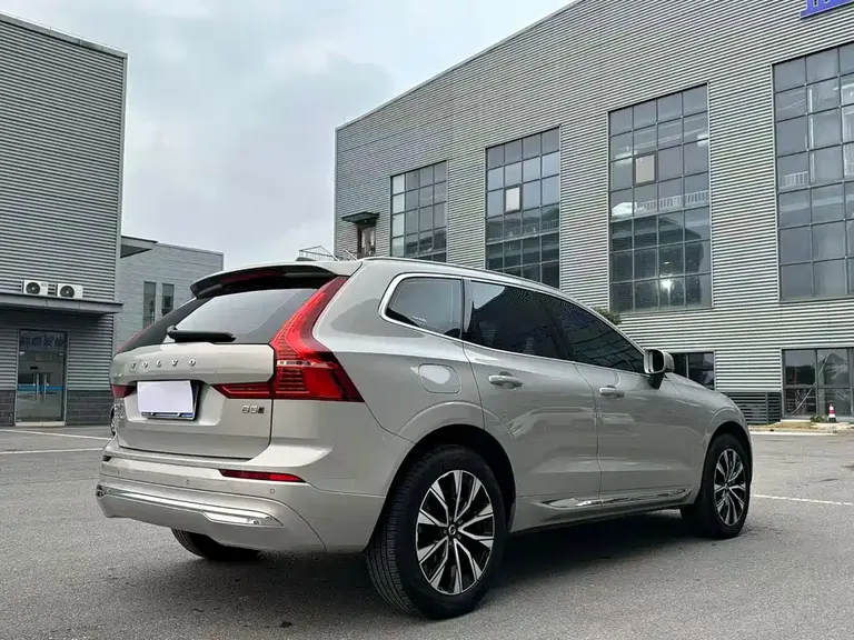 Volvo XC60 B5 4 WD Smart Vision Luxury