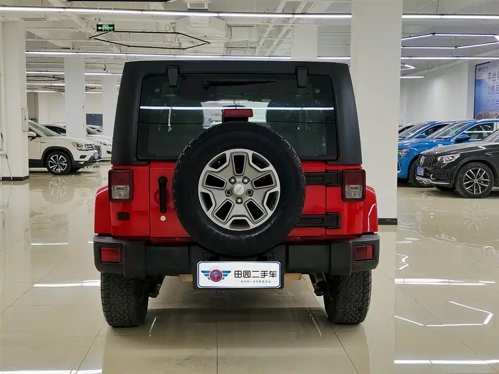 Wrangler 3.0 L Sahara 4-door Comfort Enjoyment