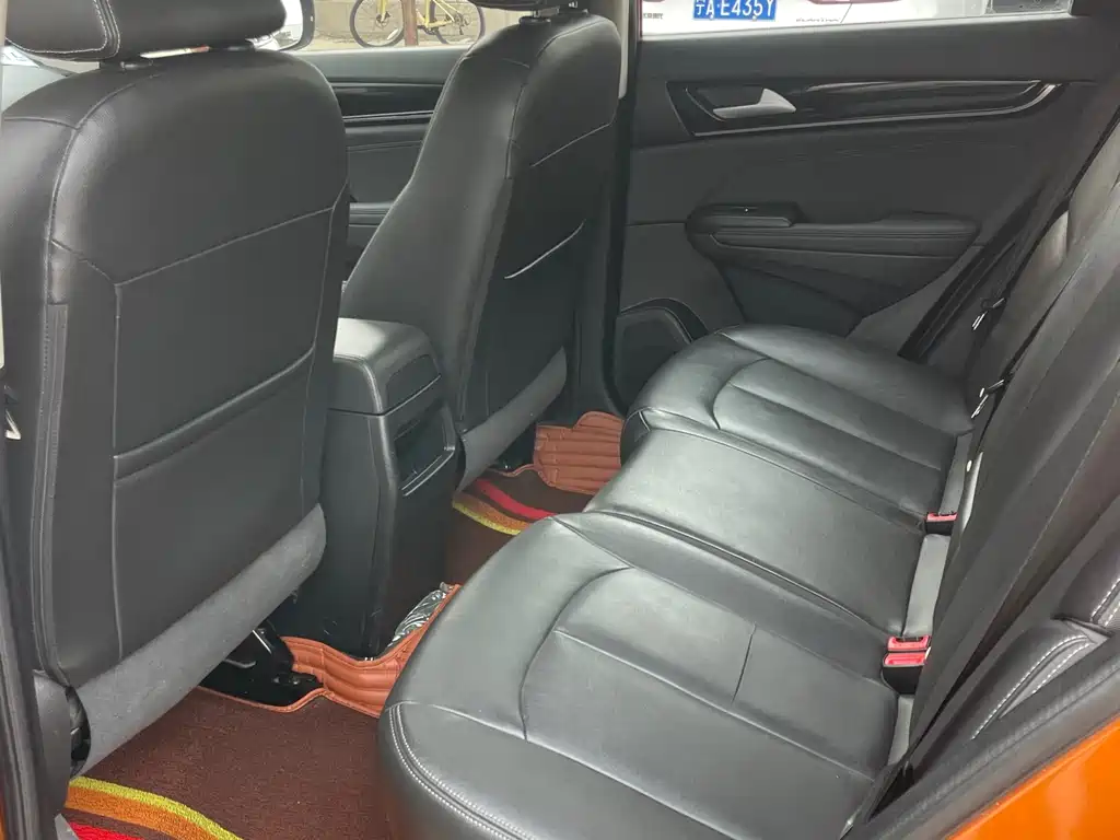 Dongfeng Fengshen AX5 1.4 T Manual