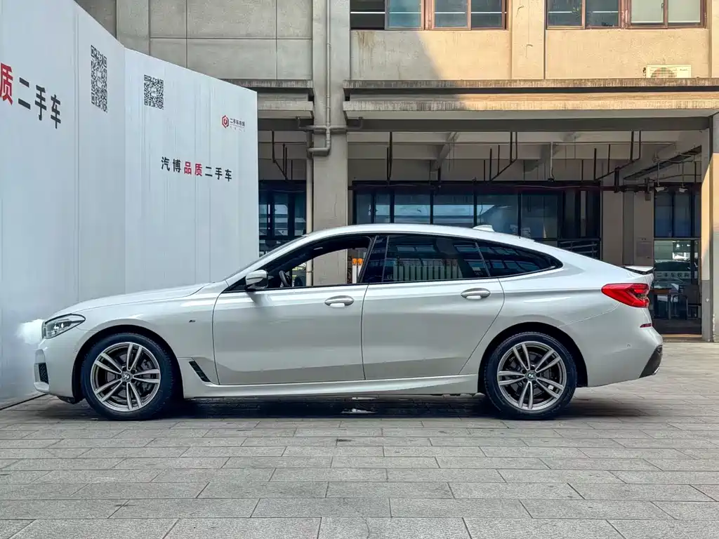 BMW 6 Series GT 630 i M Sport Package