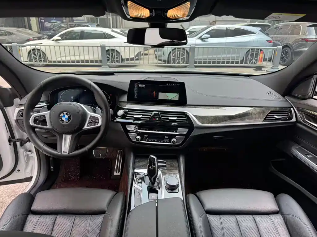 BMW 6 Series GT 630 i M Sport Package