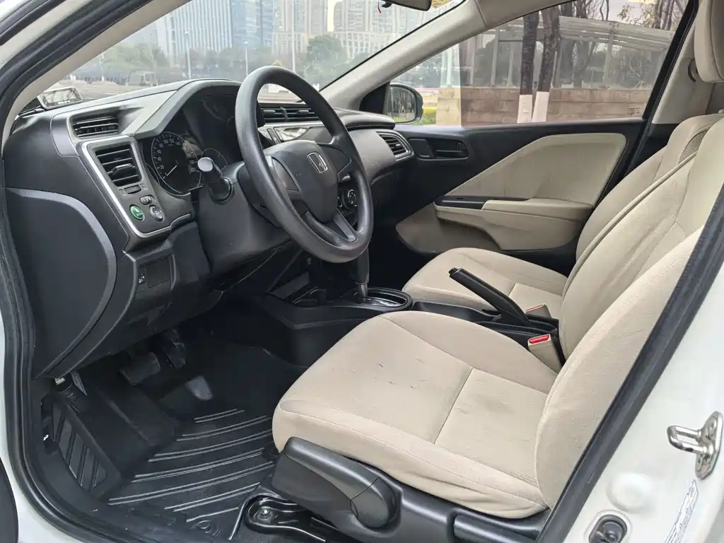 City 1.5 L CVT Comfort