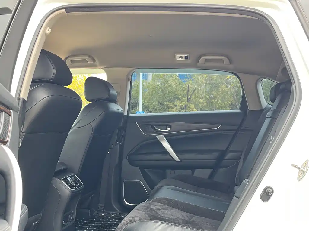 Avancier 240 TURBO 2 WD Elite
