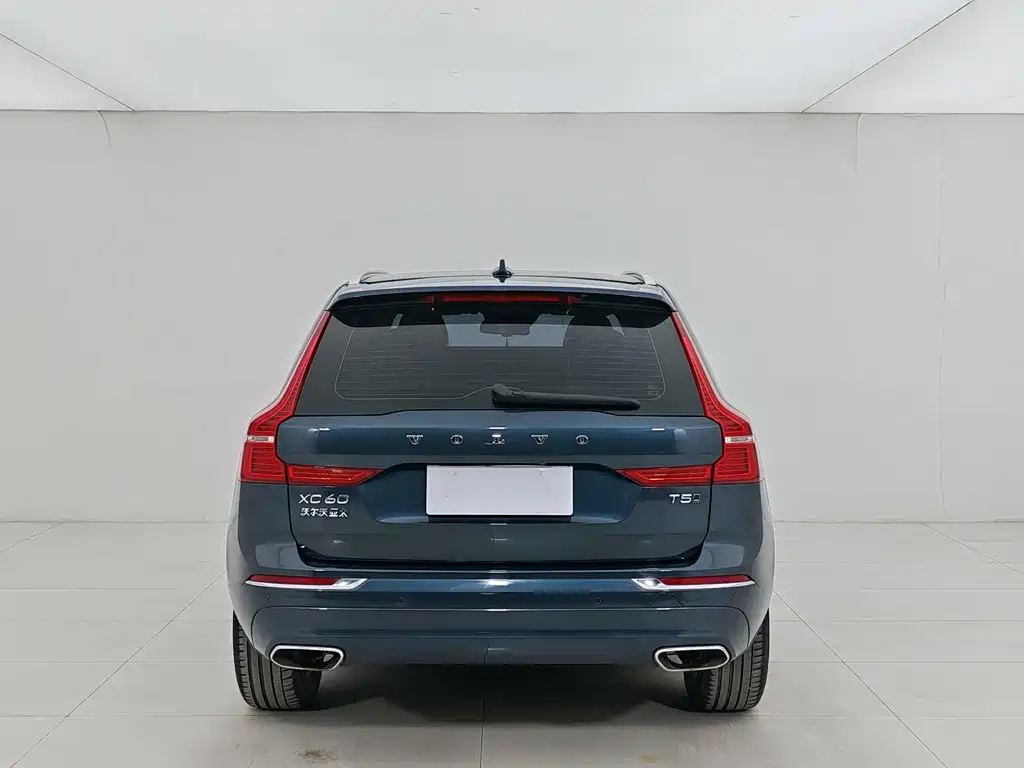 Volvo XC60 T5 4 WD Smart Ease Luxury