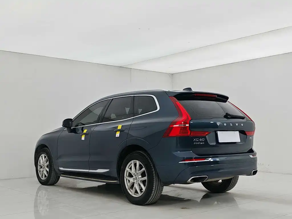 Volvo XC60 T5 4 WD Smart Ease Luxury