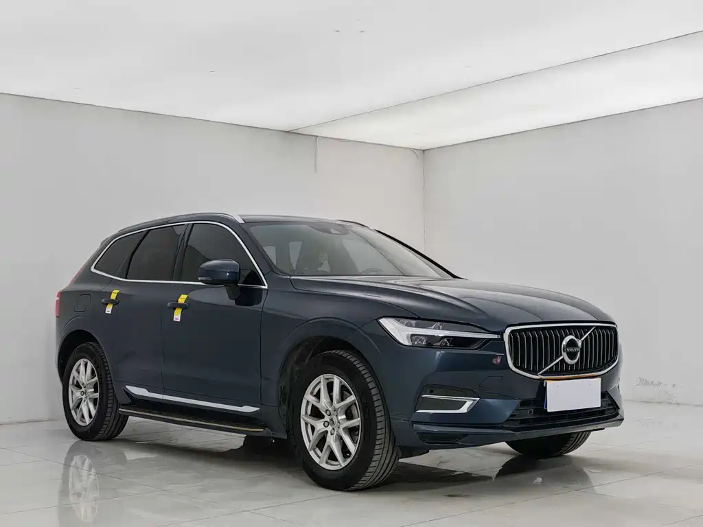 Volvo XC60 T5 4 WD Smart Ease Luxury