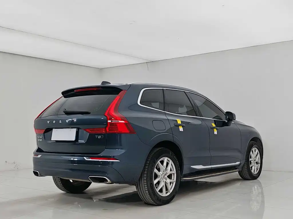 Volvo XC60 T5 4 WD Smart Ease Luxury