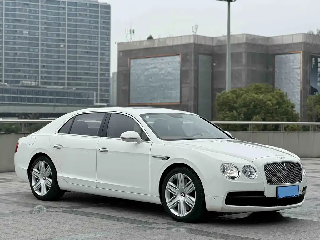 Flying Spur 4.0 T V8 Standard