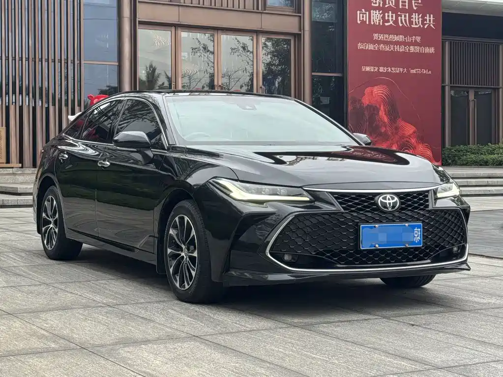 Avalon 2.5 L Luxury