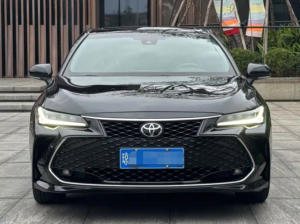 Avalon 2.5 L Luxury