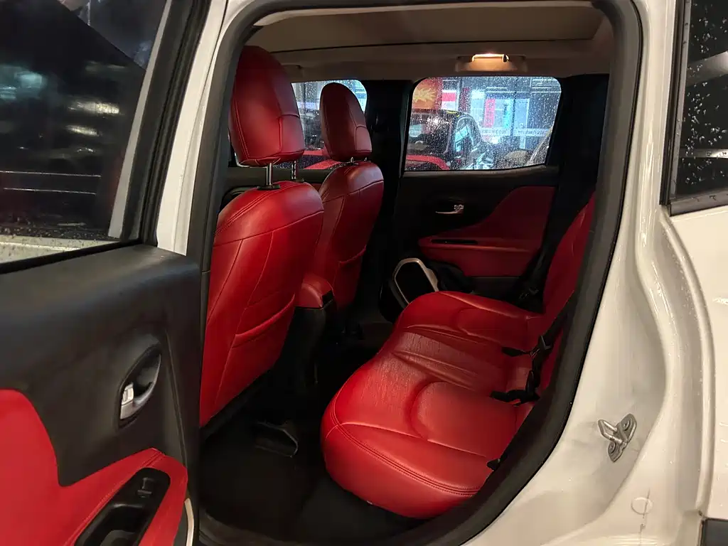 Renegade 1.4 T Auto Power Energy